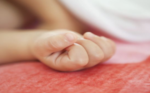 منزل بورقيبة: خلع يد رضيعة أثناء عملية الولادة