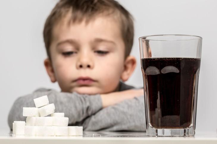 تناول الأطفال السكر''يولّد الإنحراف'' (دراسة)
