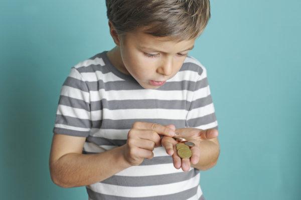 متى تعطي طفلك المال لأول مرة؟