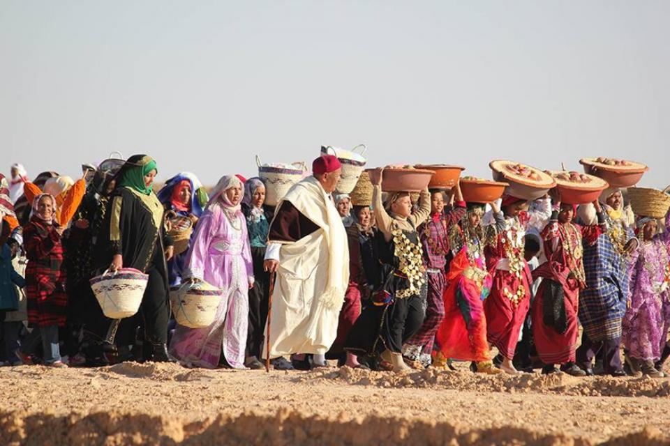 أجواء احتفالية في انطلاق الدورة 51 لمهرجان الصحراء الدولي بدوز