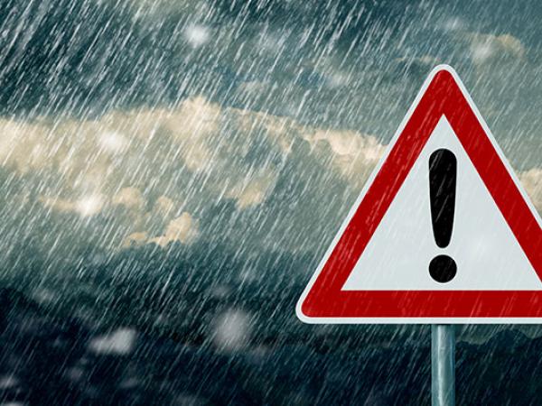 أمطار متفرقة ورعدية متوقعة الاثنين 