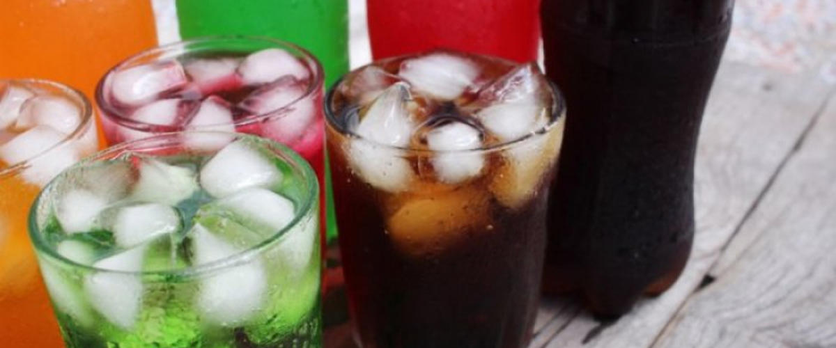 غلق مصنع للمشروبات الغازية في بنزرت لشبهة استعمال مواد فاسدة