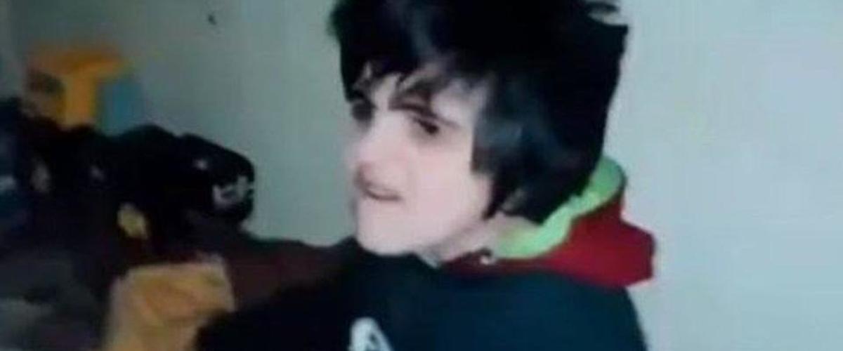 أب يسجن طفله 20 عاما في قبو مظلم!